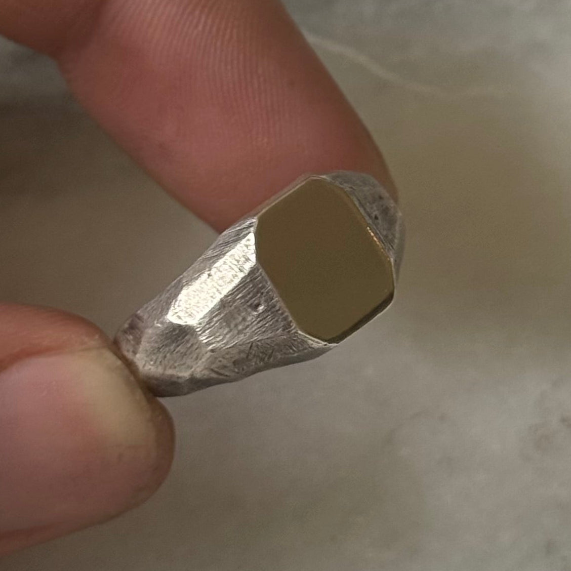 decrepit signet ring