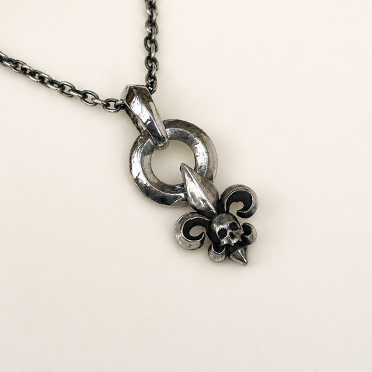 gothic fleur de lis necklace 